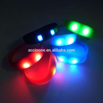 Silicone Flashing LED Shake Vibration Activated Motion Sensor Bracelet Wrist band bands Disco Bangle